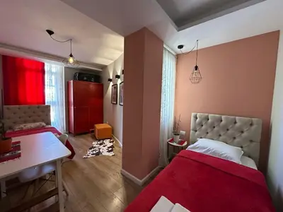 Apartment 2+1 for rent in Rruga e Bogdanëve, Tirana, 90 m². Photo 4 of 5
