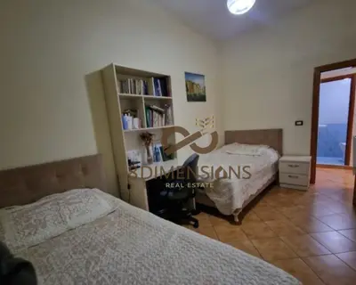 Apartament 2+1 me qera në Shallvareve, Tiranë, 100 m². Foto 3 nga 5