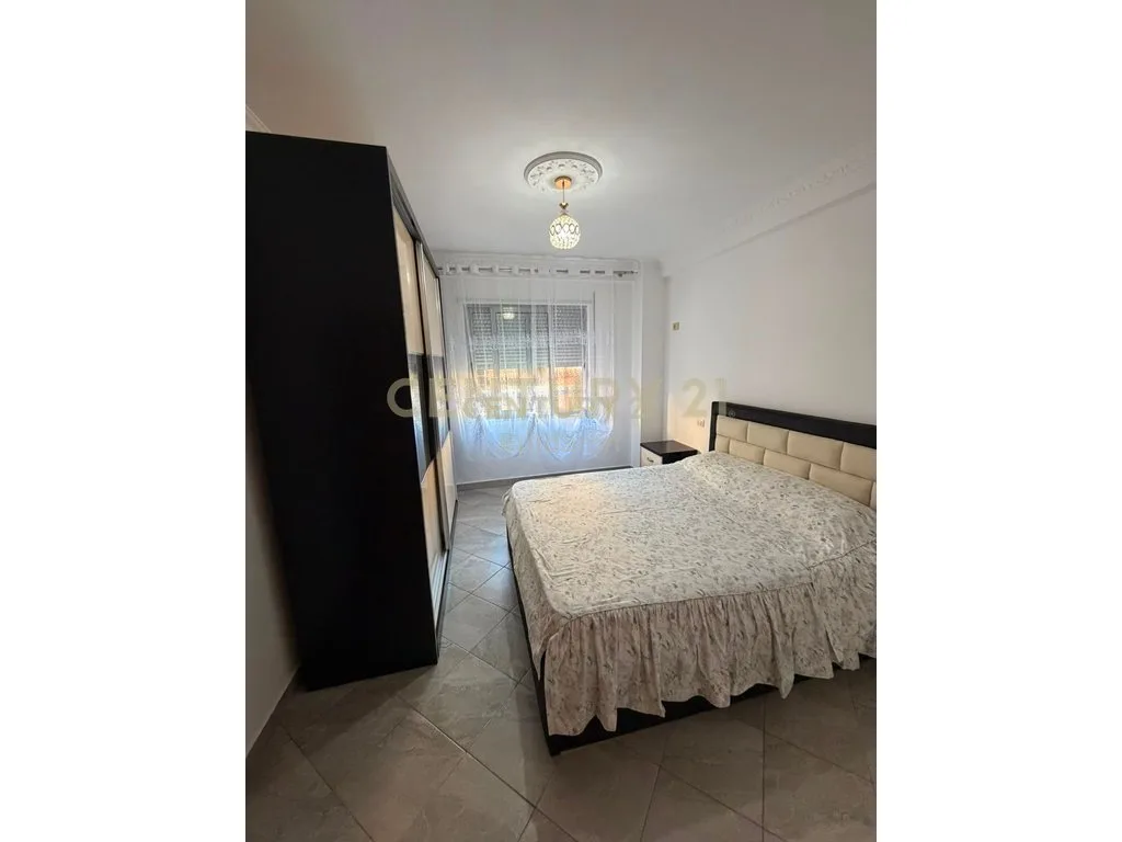 Apartament 1+1 me qera në Plazh, Durrës, 64 m². Foto 1 nga 5