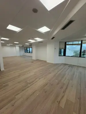 Zyrë me qera në Bulevardi Deshmoret e Kombit, Tiranë, 110 m². Foto 2 nga 4
