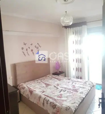 Apartament 2+1 me qera në Yzberisht, Tiranë, 90 m². Foto 2 nga 5