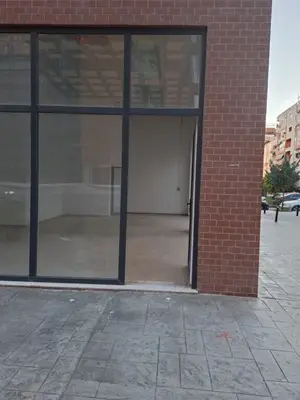 Locale in affitto a Bulevardi i Ri, Tirana, 60 m². Foto 1 di 8