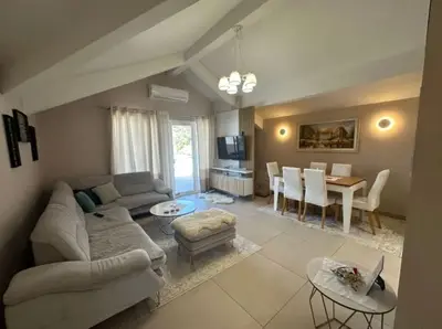 Apartment 2+1 for rent in Xhamlliku, Tirana, 120 m². Photo 2 of 7