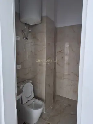 Locale commerciale in affitto a Rruga Babë Rexha, Tirana, 80 m². Foto 5 di 5