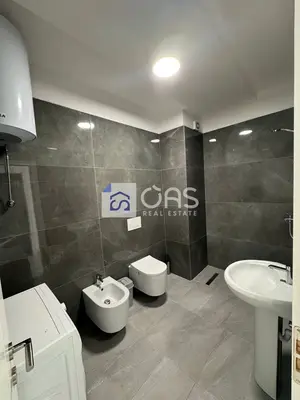 Appartamento 2+1 in affitto ad Astir, Tirana, 120 m². Foto 4 di 4