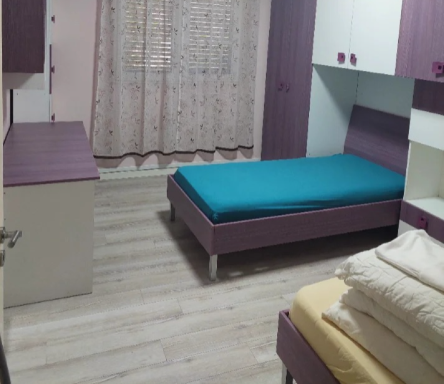 Apartament 2+1 me qera në Shkolla e Baletit, Tiranë, 150 m². Foto 3 nga 3