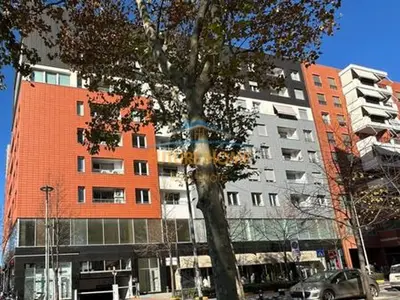 Ufficio in affitto a Bulevardi Gjergj Fishta, Tirana, 156 m². Foto 1 di 3