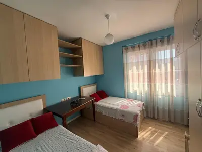 Apartament 2+1 me qera në Golden Park, Tiranë, 94 m². Foto 5 nga 7