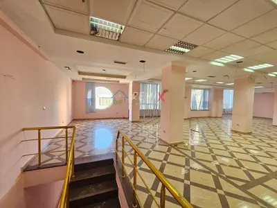 Locale commerciale in affitto a Rruga Kristaq Boshnjaku, Durazzo, 200 m². Foto 6 di 9