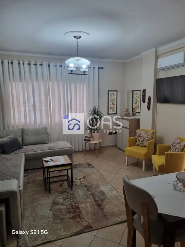 Appartamento 1+1 in affitto a Shkolla e Baletit, Tirana, 75 m²