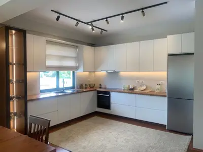 Vilë me qera në Qarku i Gjirokastrës, Gjirokastër, 160 m². Foto 2 nga 3