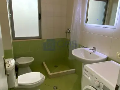 Apartament 1+1 me qera në Astir, Tiranë, 70 m². Foto 4 nga 11