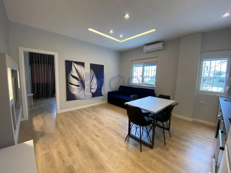 Apartment 1+1 for rent in 21 Dhjetori, Tirana, 65 m²