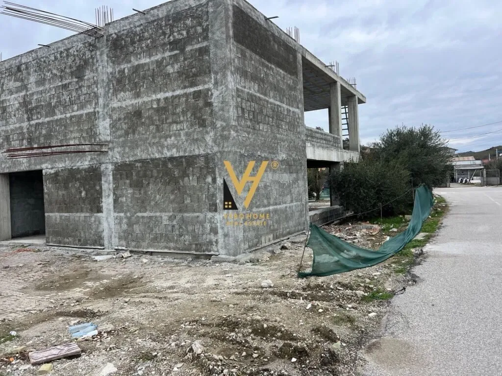 Warehouse for rent in Bashkia, Kavajë, 400 m². Photo 1 of 3