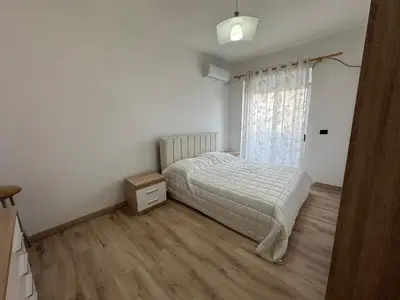 Appartamento 1+1 in affitto a Qendër, Durazzo, 61 m². Foto 4 di 6