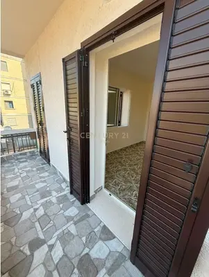Appartamento 2+1 in affitto a Stacioni i Trenit, Durazzo, 77 m². Foto 10 di 12