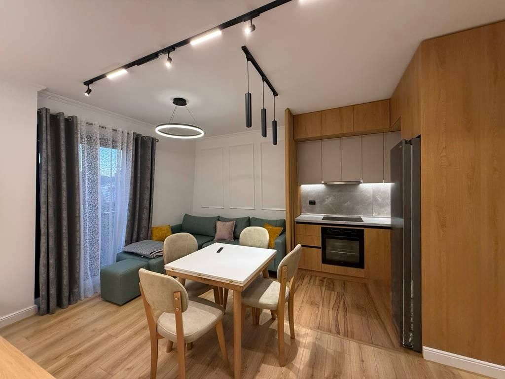 Apartament 1+1 me qera në Rruga e Kavajës, Tiranë, 65 m². Foto 2 nga 3
