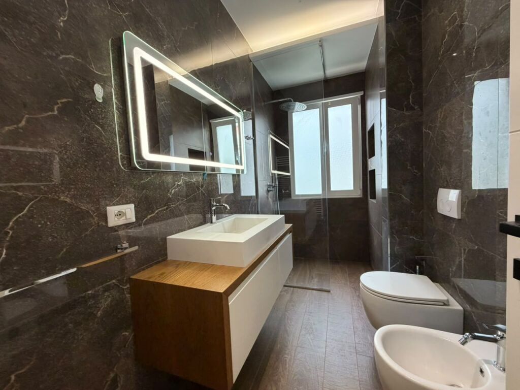 Appartamento 2+1 in affitto a Kopshti Botanik Zoologjik, Tirana, 130 m². Foto 3 di 3