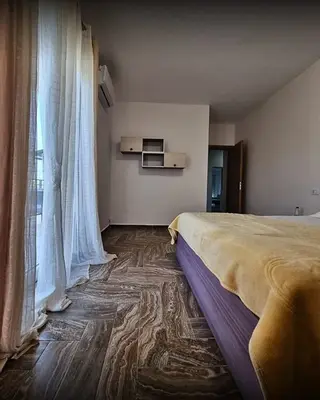 Apartment 1+1 for rent in Rruga Ali Shefqeti, Tirana, 100 m². Photo 7 of 8