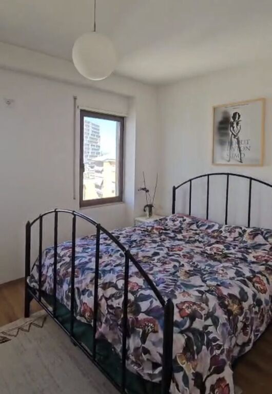 Casa indipendente 2+1 in affitto a Rruga Mine Peza, Tirana, 91 m². Foto 3 di 3