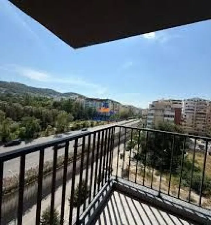 Apartment 1+1 for rent in Rruga Liman Kaba, Tirana, 76 m². Photo 1 of 3