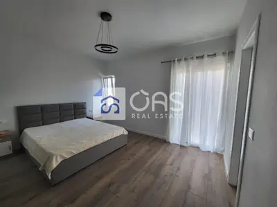 Appartamento 1+1 in affitto a Rruga Deshmoret e Fekenit, Tirana, 60 m². Foto 2 di 8