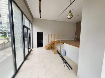 Commercial space for rent in Rruga Haxhi Hysen Dalliu, Tirana, 54 m². Photo 3 of 3