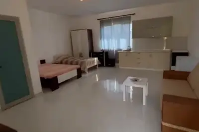 Garsoniere me qera në Prush, Tiranë, 240 m². Foto 5 nga 10