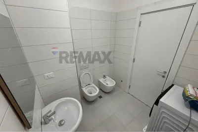 Apartament 1+1 me qera në Rruga Egnatia, Tiranë, 73 m². Foto 6 nga 8