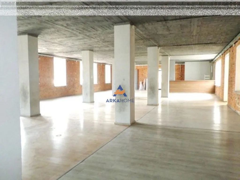 Magazzino in affitto a Domje, Vorë, 200 m². Foto 1 di 1
