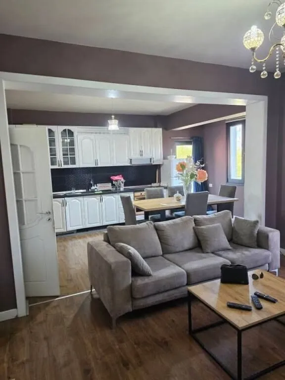 House 2+1 for rent in Don Bosko, Tirana, 130 m². Photo 1 of 10