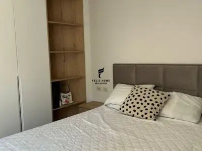 Appartamento 1+1 in affitto a Xhamia e Tabakeve, Tirana, 70 m². Foto 3 di 4