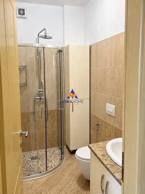 Appartamento 2+1 in affitto a Rruga Mine Peza, Tirana, 75 m². Foto 4 di 5