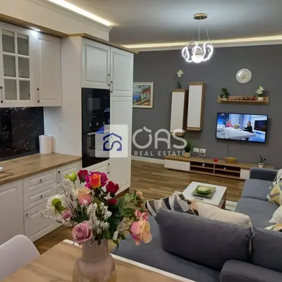 Appartamento 1+1 in affitto a Blloku, Tirana, 70 m². Foto 1 di 10