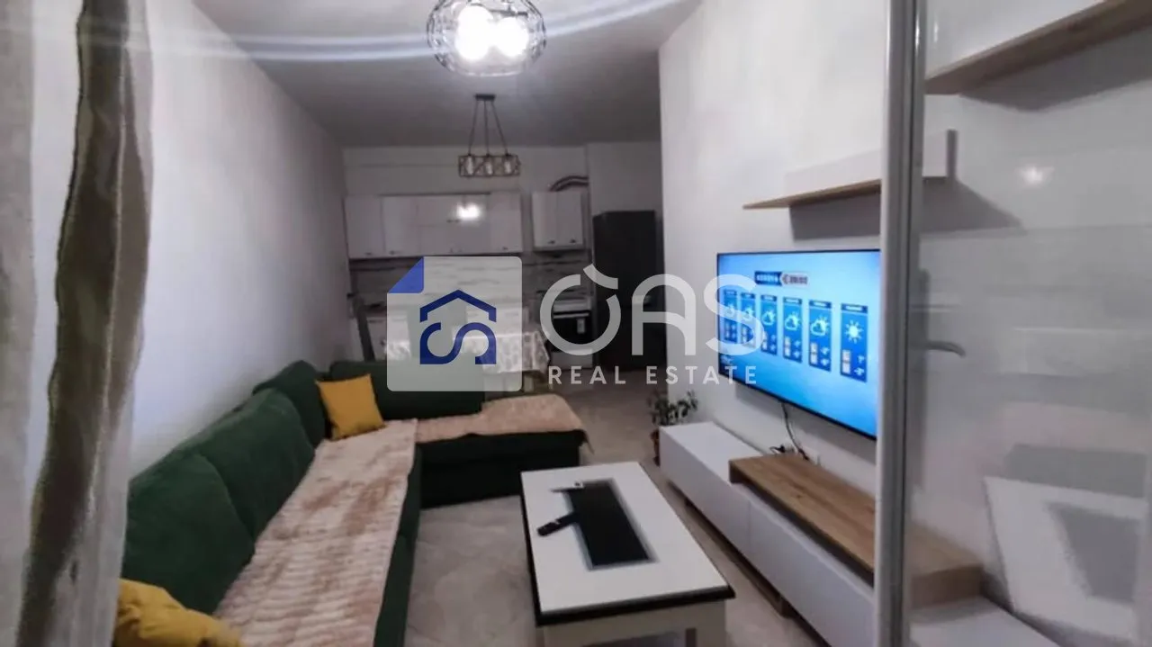 Apartment 1+1 for rent in Pallati me Shigjeta, Tirana, 80 m². Photo 1 of 3