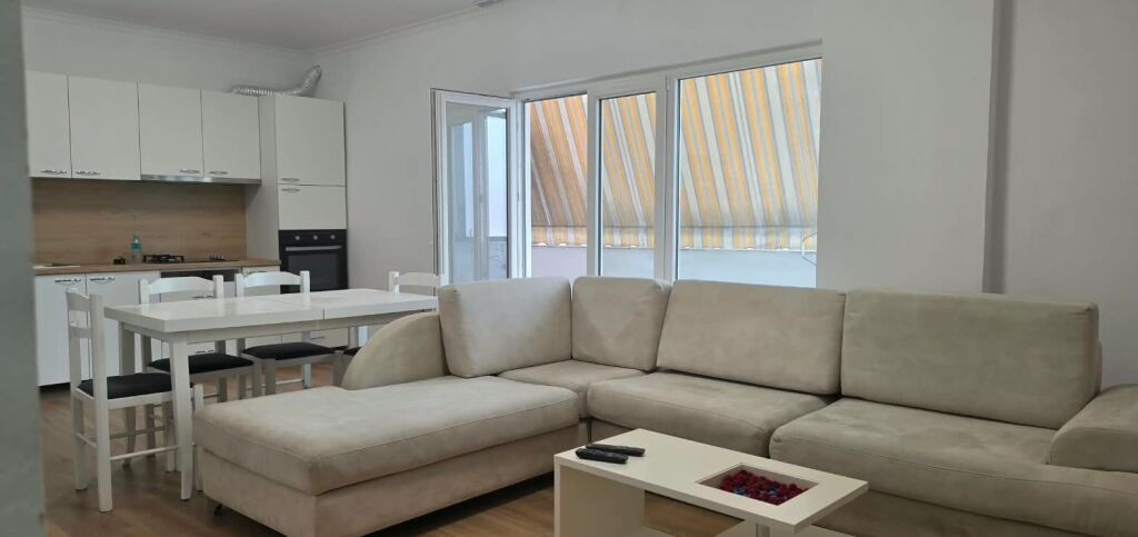 Apartment 2+1 for rent in Rruga e Kavajës, Tirana, 110 m²