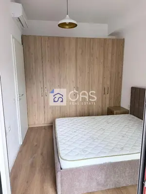 Apartament 1+1 me qera në Kaimi, Tiranë, 50 m². Foto 3 nga 4