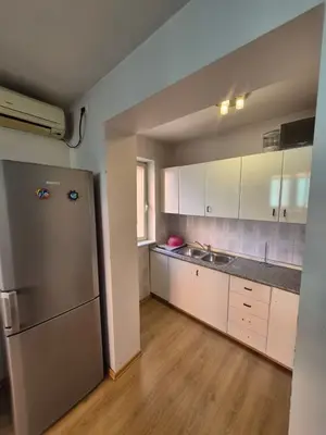 Apartament 3+1 me qera në Myslym Shyri, Tiranë, 80 m². Foto 4 nga 11