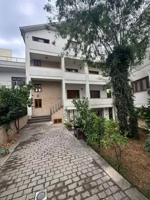 Villa for rent in Vilat Gjermane, Tirana, 540 m². Photo 1 of 3