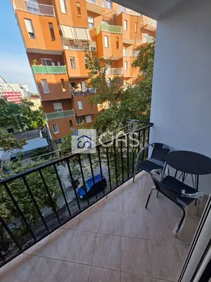 Apartament 2+1 me qera në 5 Maj, Tiranë, 75 m². Foto 5 nga 9