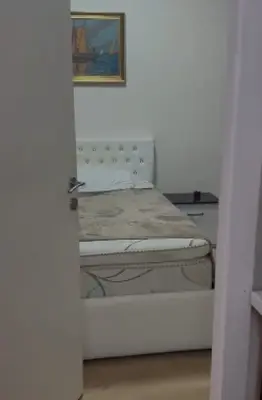 Apartament 1+1 me qera në Komuna e Parisit, Tiranë, 50 m². Foto 3 nga 3
