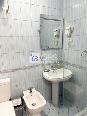 Appartamento 1+1 in affitto a Sheshi Willson, Tirana, 55 m². Foto 10 di 12