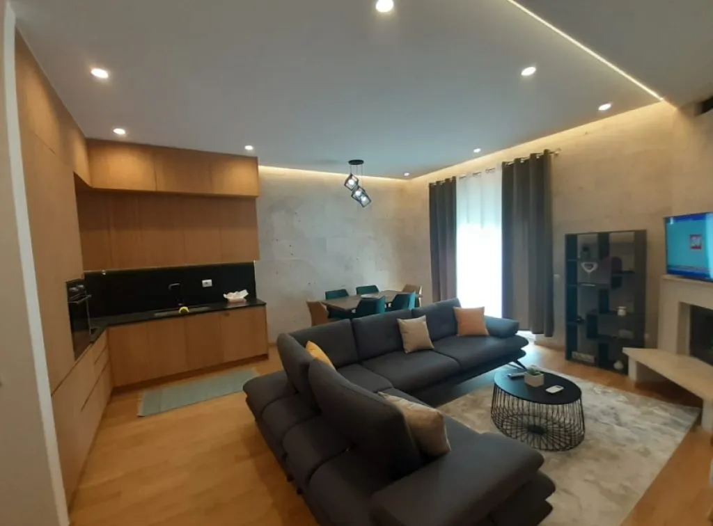 Appartamento 2+1 in affitto a TEG, Tirana, 110 m². Foto 1 di 6