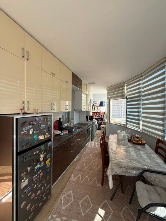 Apartament 2+1 me qera në 9 Katëshet, Tiranë, 90 m². Foto 3 nga 3