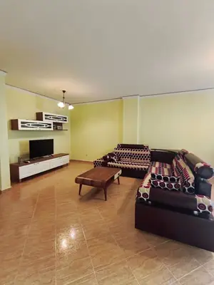 Apartament 2+1 me qera në Plazhi Rrota e Kuqe, Durrës, 87 m². Foto 2 nga 7