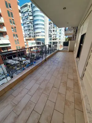 Appartamento 1+1 in affitto a Kompleksi Delijorgji, Tirana, 74 m². Foto 6 di 6