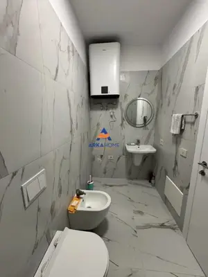 Apartament 2+1 me qera në Rruga Mine Peza, Tiranë, 94 m². Foto 6 nga 7
