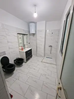 Apartment 2+1 for rent in Spitali Rajonal, Durrës, 80 m². Photo 10 of 12
