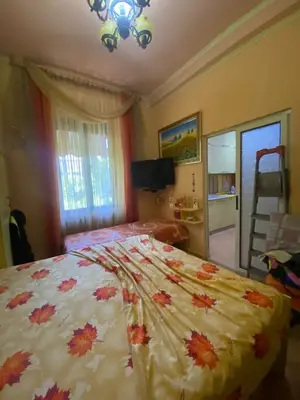 Apartament 1+1 me qera në Pallatet Agimi, Tiranë, 60 m². Foto 3 nga 6
