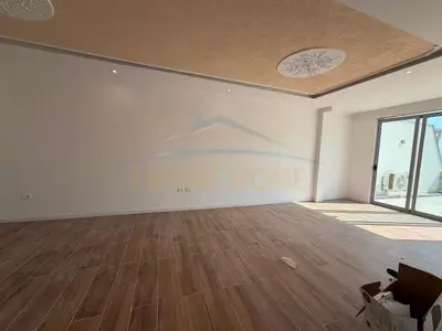 Apartament 2+1 me qera në Ish-URT, Durrës, 87 m². Foto 1 nga 6